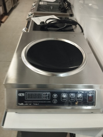 Индукционная плита EKSI ICW 3500 (WOK)