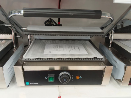 Прижимной гриль Hurakan HKN-PE34R Прижимной гриль Hurakan HKN-PE34R